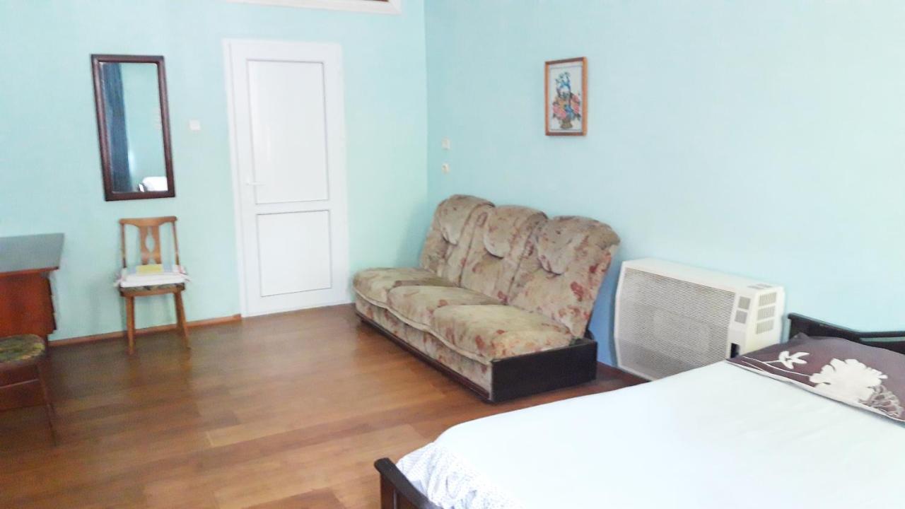 Pospolita Guest House Kutaisi Eksteriør bilde