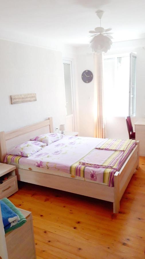 Pospolita Guest House Kutaisi Eksteriør bilde