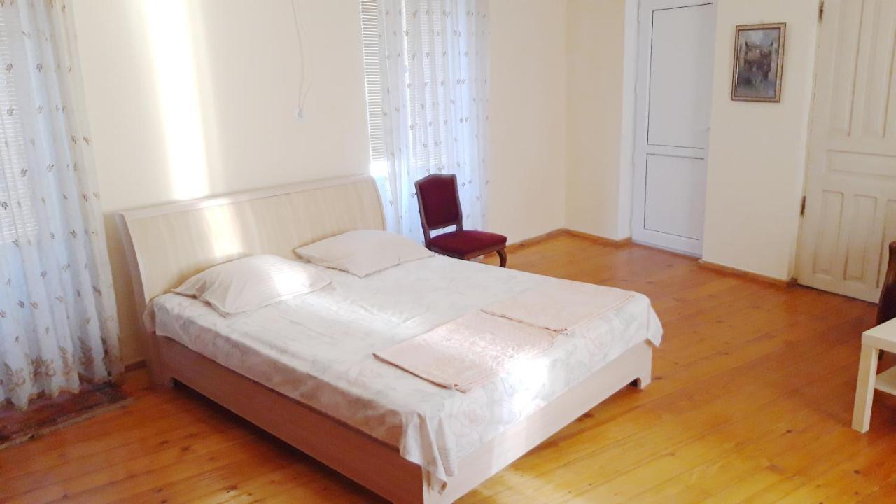 Pospolita Guest House Kutaisi Eksteriør bilde